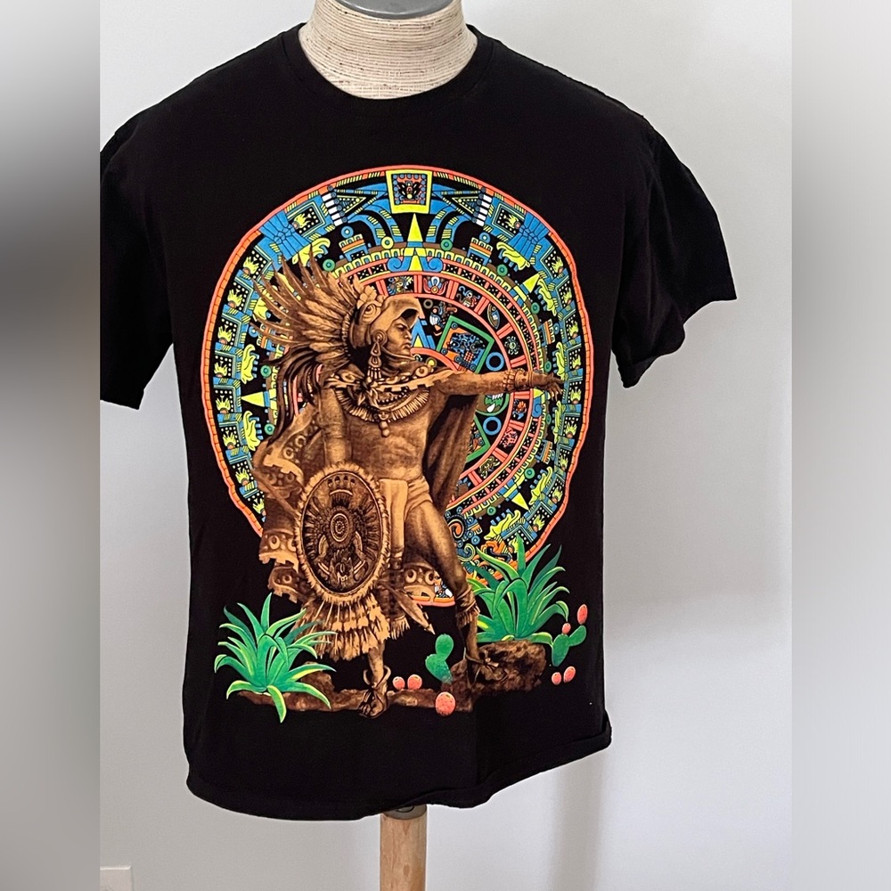 Vintage Skull Aztec  T-Shirt Large Black 2005 Y2K Graphic Tee